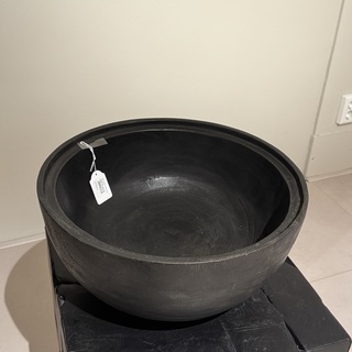 Bowl Raw Interiors, zwart, met deksel